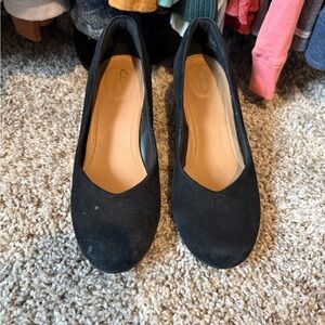 Clarks Women's Black Suede Loafers
